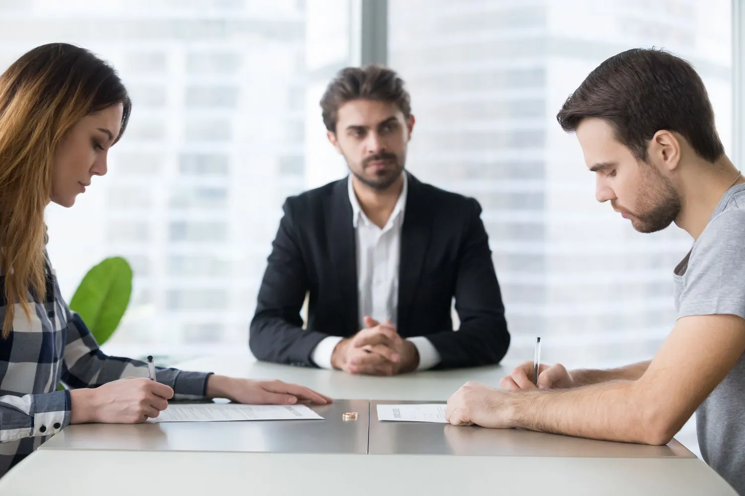 How EH Mediation Guides Couples Toward Fair and Balanced Outcomes Sawston